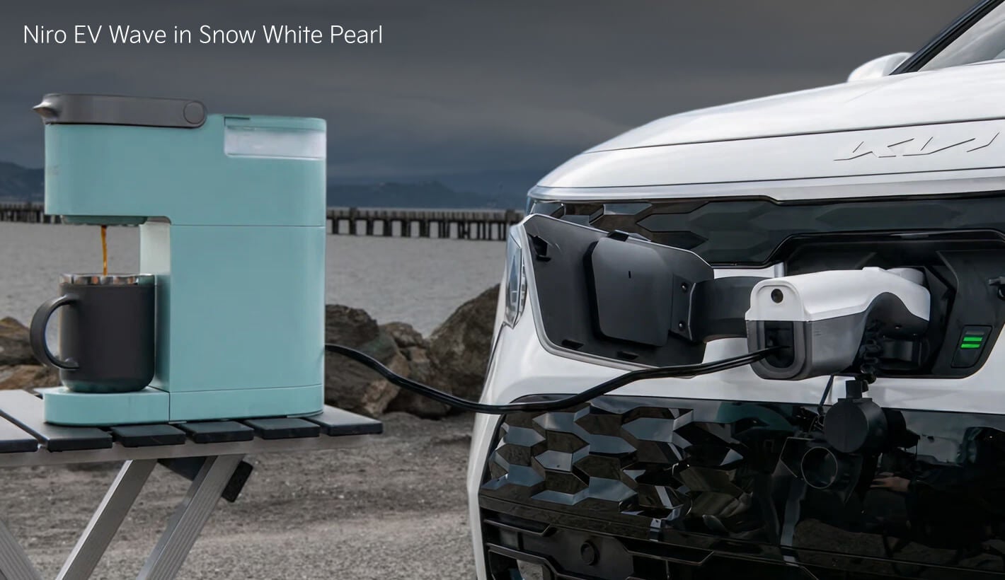 Niro EV Wave in Snow White Pearl